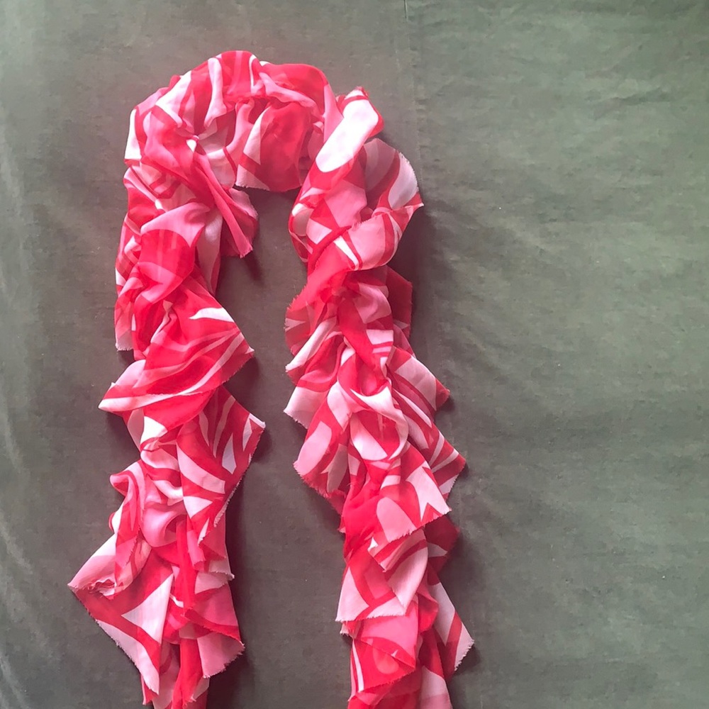 The Love 💕 Scarf